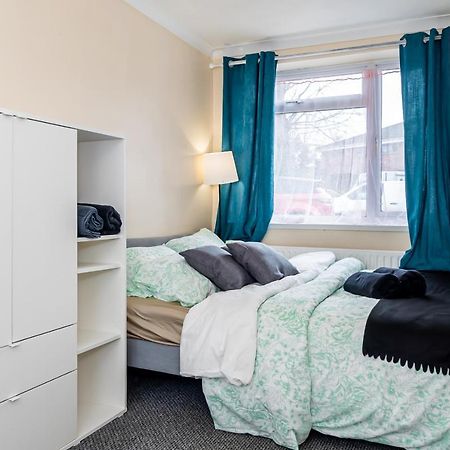 Shirley House 3, Guest House, Self Catering, Self Check In With Smart Locks, Use Of Fully Equipped Kitchen, Close To City Centre, Ideal For Longer Stays, Walking Distance To Bat, 20 Min Drive To Fawley Refinery, Excellent Transport Links Σαουθάμπτον Εξωτερικό φωτογραφία