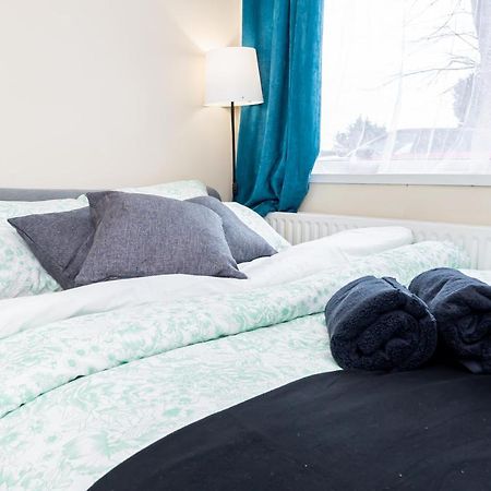 Shirley House 3, Guest House, Self Catering, Self Check In With Smart Locks, Use Of Fully Equipped Kitchen, Close To City Centre, Ideal For Longer Stays, Walking Distance To Bat, 20 Min Drive To Fawley Refinery, Excellent Transport Links Σαουθάμπτον Εξωτερικό φωτογραφία