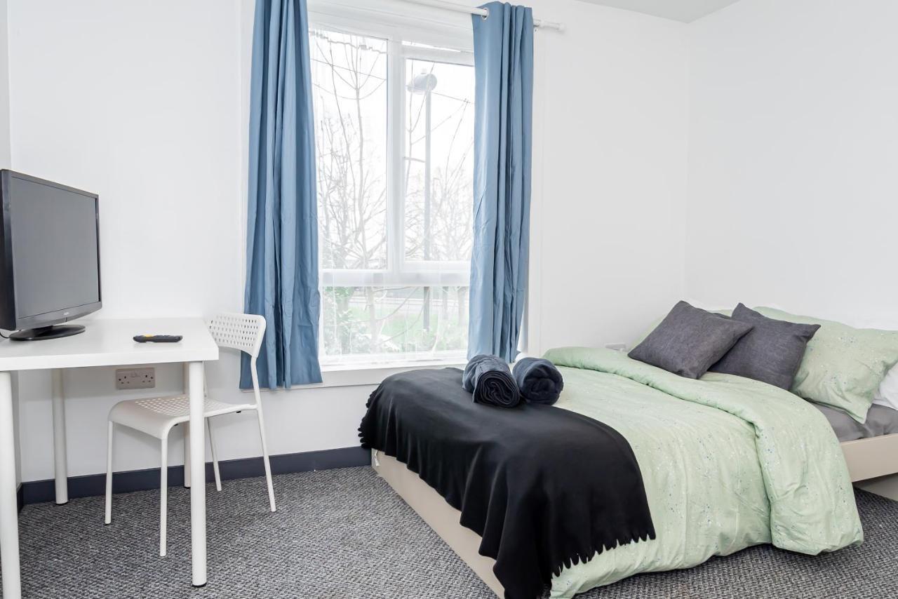 Shirley House 3, Guest House, Self Catering, Self Check In With Smart Locks, Use Of Fully Equipped Kitchen, Close To City Centre, Ideal For Longer Stays, Walking Distance To Bat, 20 Min Drive To Fawley Refinery, Excellent Transport Links Σαουθάμπτον Εξωτερικό φωτογραφία