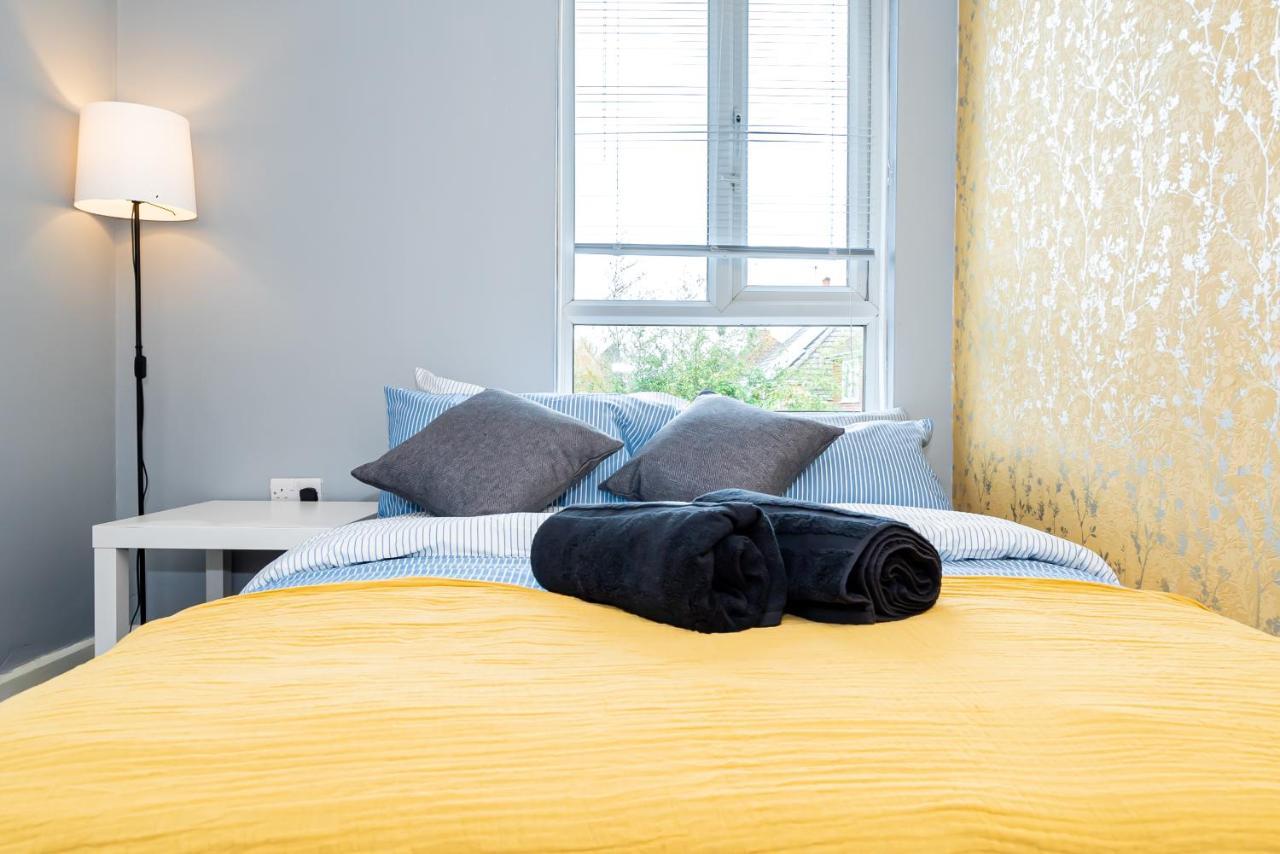 Shirley House 3, Guest House, Self Catering, Self Check In With Smart Locks, Use Of Fully Equipped Kitchen, Close To City Centre, Ideal For Longer Stays, Walking Distance To Bat, 20 Min Drive To Fawley Refinery, Excellent Transport Links Σαουθάμπτον Εξωτερικό φωτογραφία