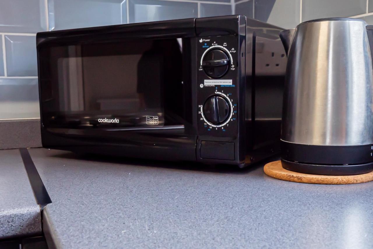 Shirley House 3, Guest House, Self Catering, Self Check In With Smart Locks, Use Of Fully Equipped Kitchen, Close To City Centre, Ideal For Longer Stays, Walking Distance To Bat, 20 Min Drive To Fawley Refinery, Excellent Transport Links Σαουθάμπτον Εξωτερικό φωτογραφία